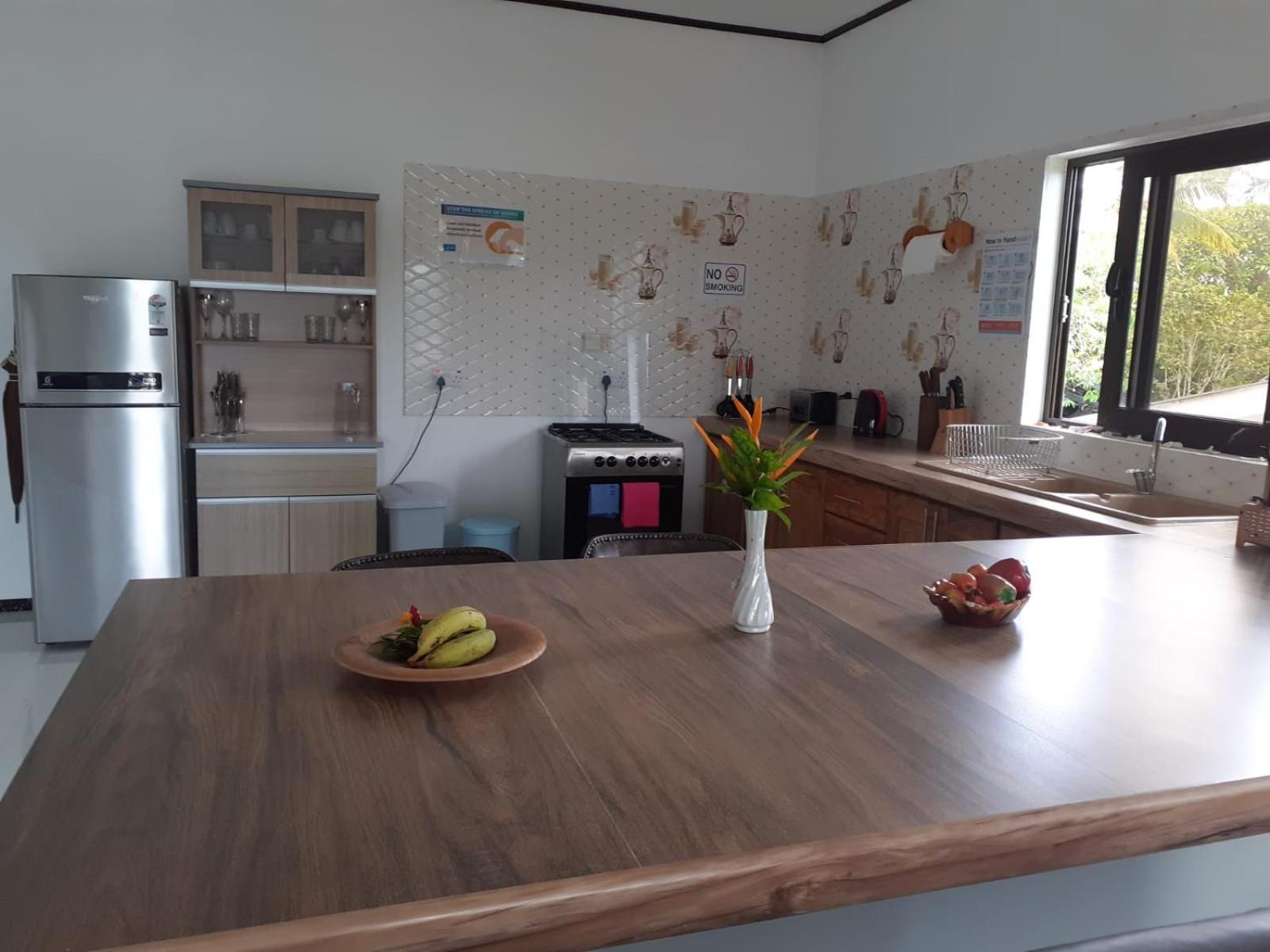 Gigi'S Self Catering Apartment Порт-Глод Экстерьер фото