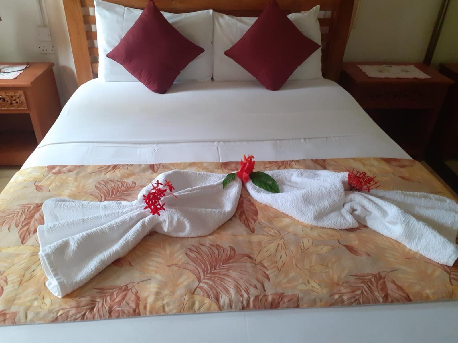 Gigi'S Self Catering Apartment Порт-Глод Экстерьер фото