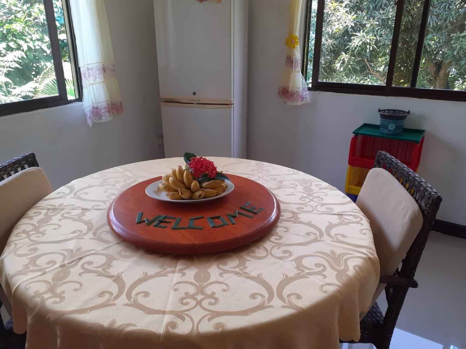 Gigi'S Self Catering Apartment Порт-Глод Экстерьер фото